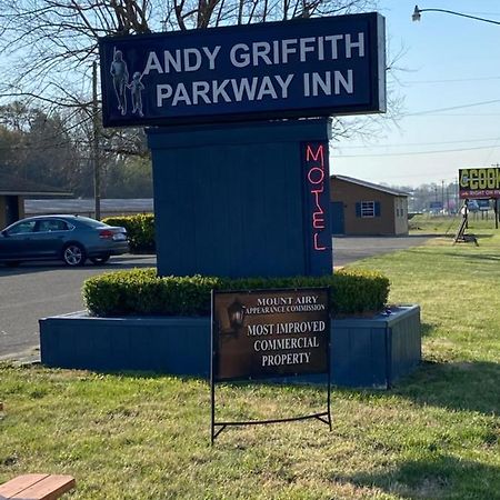 Andy Griffith Parkway Inn Mount Airy Eksteriør billede